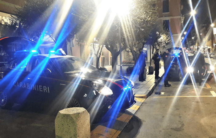 Ventimiglia: aveva rubato poco prima in un supermercato ed era irregolare, 31enne tunisino denunciato dai Carabinieri