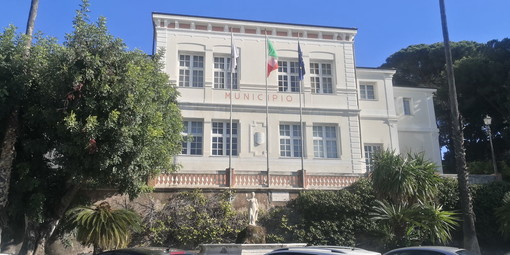 Bordighera: variazioni negli orari degli uffici comunali dal 4 all’8 agosto per lavori di manutenzione Bordighera: variazioni negli orari degli uffici comunali dal 4 all’8 agosto per lavori di manutenzione