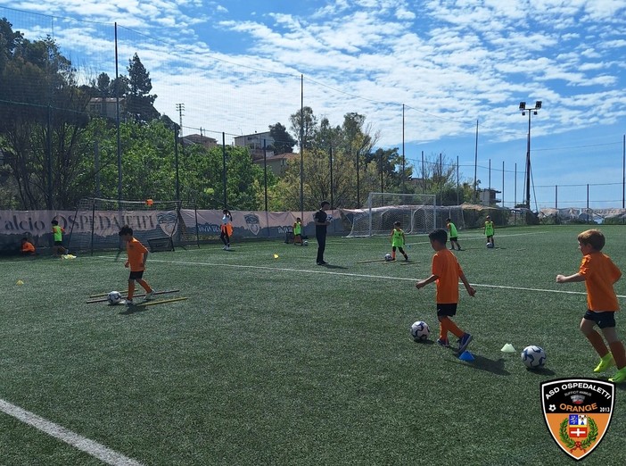 Calcio. Dal 10 maggio aprono le iscrizioni al Camp estivo dell’Ospedaletti per ragazzi nati tra il 2012 e il 2019