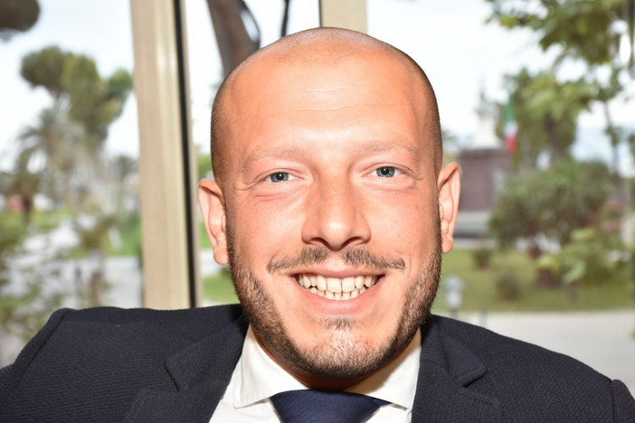 Ventimiglia: dimissioni di Alberto Maggi, il sostegno dell'ex Sindaco Enrico Ioculano "Mi auguro che ci ripensi, è stato una risorsa per la città" Ventimiglia: dimissioni di Alberto Maggi, il sostegno dell'ex Sindaco Enrico Ioculano "Mi auguro che ci ripensi, è stato una risorsa per la città"