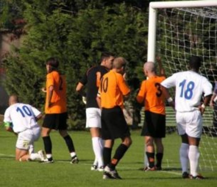 Calcio: in serie D anche il Savona giocherŕ i play-out Calcio: in serie D anche il Savona giocherŕ i play-out