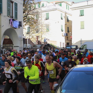 Taggia: grande successo (168 partecipanti) ieri per la prima edizione della 'Corsa storica' Taggia: grande successo (168 partecipanti) ieri per la prima edizione della 'Corsa storica'