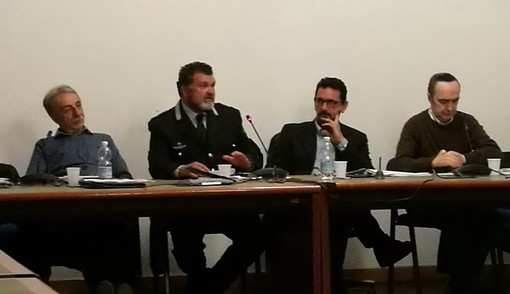 Bordighera: produzione del nuovo piano di protezione civile, in Consiglio comunale il confronto con il comandante Satta, a rischio sismico la maggior parte degli edifici Bordighera: produzione del nuovo piano di protezione civile, in Consiglio comunale il confronto con il comandante Satta, a rischio sismico la maggior parte degli edifici