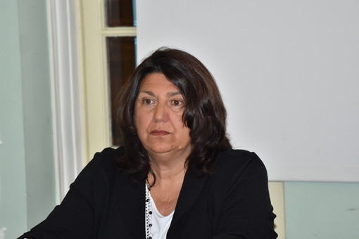 Ester Moscato Ester Moscato