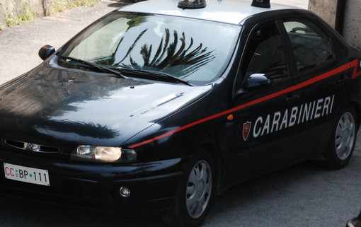 Sanremo: sorpreso con merce contraffatta in macchina: 36enne francese denunciato dai Carabinieri