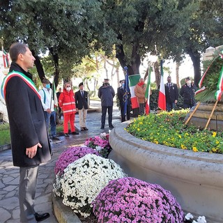 Diano Marina: cerimonia al Monumento ai Caduti alla presenza del Sindaco Cristiano Za Garibaldi (Foto)