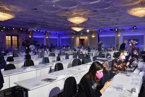 Festival di Sanremo 2022: in sala stampa la Sistel ha fornito 900 gigabyte scambiati dai giornalisti, anche questo un successo Festival di Sanremo 2022: in sala stampa la Sistel ha fornito 900 gigabyte scambiati dai giornalisti, anche questo un successo