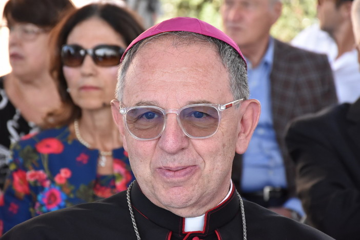 Intervista del Vescovo di Ventimiglia-Sanremo a 'Libero' “Con Giorgia Meloni ha vinto l’umanesimo Cristiano” Intervista del Vescovo di Ventimiglia-Sanremo a 'Libero' “Con Giorgia Meloni ha vinto l’umanesimo Cristiano”
