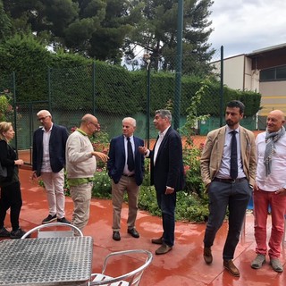 Imperia: per le prossime elezioni, visita al Circolo del Tennis, stamattina, per il candidato Sindaco Claudio Scajola Imperia: per le prossime elezioni, visita al Circolo del Tennis, stamattina, per il candidato Sindaco Claudio Scajola