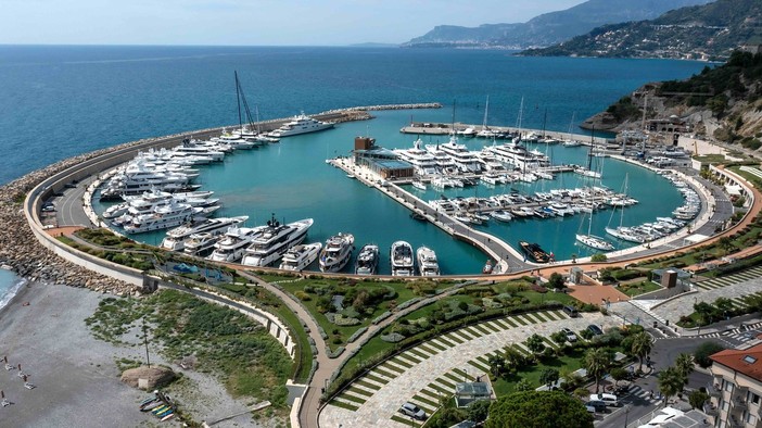 Ventimiglia: a Cala del Forte 'Sailing the Future', una visione per l'innovazione sostenibile nel settore marino Ventimiglia: a Cala del Forte 'Sailing the Future', una visione per l'innovazione sostenibile nel settore marino