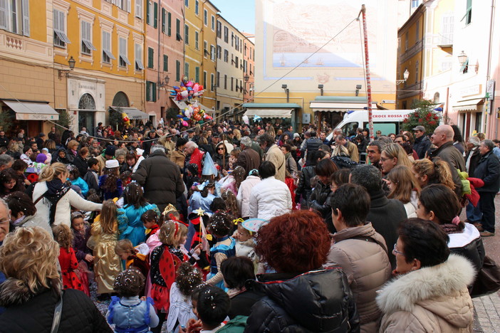 Imperia: sabato arriva il “Carnevale in Piazza” con il Ciomitato San Giovanni