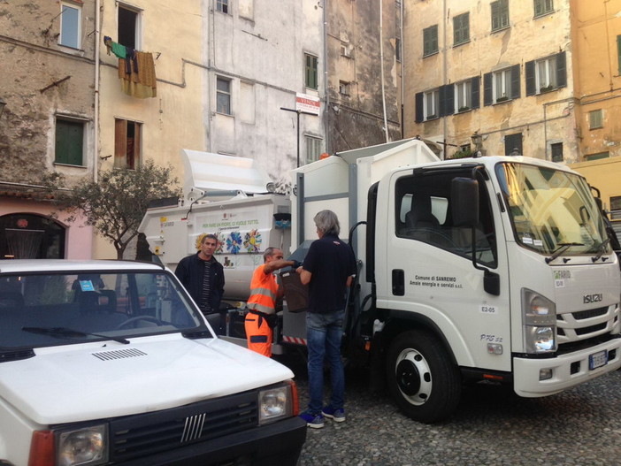 Sanremo: Amaie, in centro città al via il test per le utenze non domestiche. Ecco il calendario