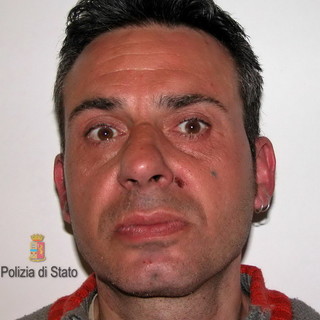 Sanremo: ventimigliese di 41 anni ruba due profumi alla Coin ma viene arrestato subito Sanremo: ventimigliese di 41 anni ruba due profumi alla Coin ma viene arrestato subito