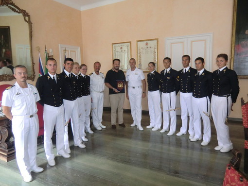 Sanremo: una rappresentanza dei Cadetti dell'Accademia di Livorno oggi dal Sindaco