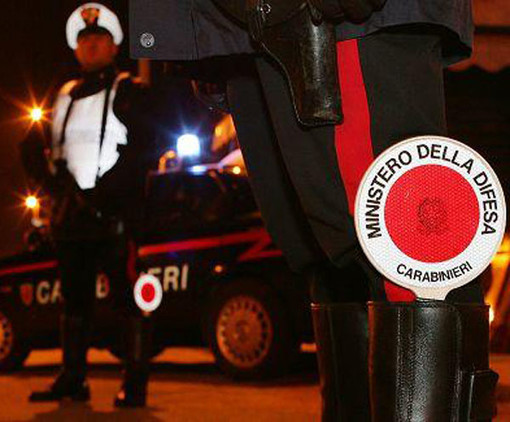 Sanremo: fermato durante un controllo dà in escandescenze ed aggredisce i Carabinieri, arrestato