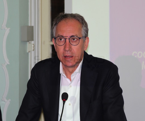 Sanremo: sciopero al bar e ristorante del Casinò, scende in campo il Sindaco per farlo rientrare