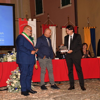 Riva Ligure, martedì prossimo Consiglio comunale solenne in piazza Matteotti per San Maurizio: premi e benemerenze 2026