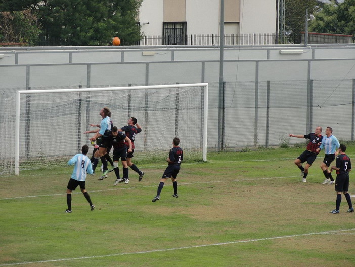 Calcio: sconfitta interna per la Sanremese domenica contro il Val Prino, le foto del match