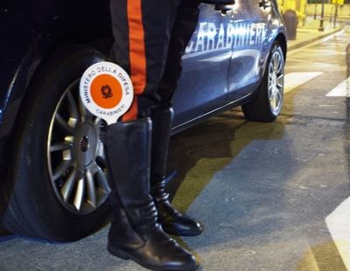 Sanremo: controlli dei Carabinieri in città, l'attenzione dei militari su alcune atività commerciali ed altri luoghi pubblici