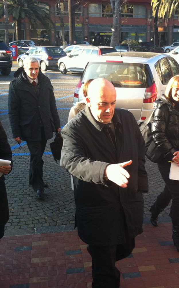 “Ufficio tecnico offeso e diffamato”: Commissione straordinaria di Ventimiglia querela un sito web locale “Ufficio tecnico offeso e diffamato”: Commissione straordinaria di Ventimiglia querela un sito web locale