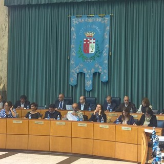 Imperia: modifiche al regolamento comunale. I lavori non partono. Diego Parodi scrive al presidente della Commissione I Erminio Annoni