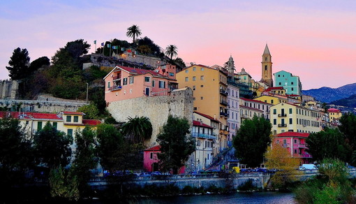 Ventimiglia: domenica prossima nel centro storico un concerto lirico al centro culturale San Francesco Ventimiglia: domenica prossima nel centro storico un concerto lirico al centro culturale San Francesco
