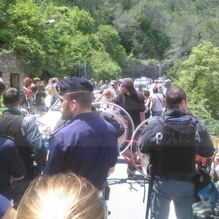Fanghetto: sempre bloccata la manifestazione 'Critical Mass' e sempre chiusa la Statale 20 del Colle di Tenda (Foto e Video)