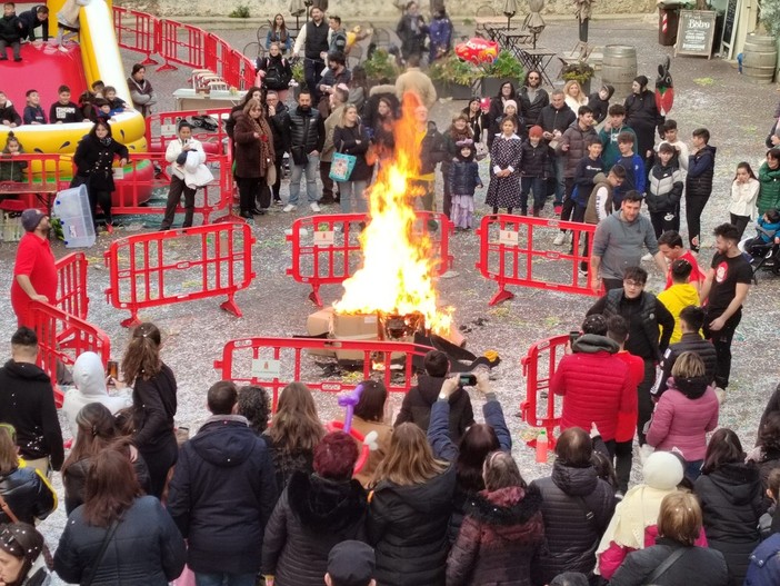 Giochi, dolci e divertimento: torna il Carlevà d'a Ciassa nel centro storico di Ventimiglia (Foto)