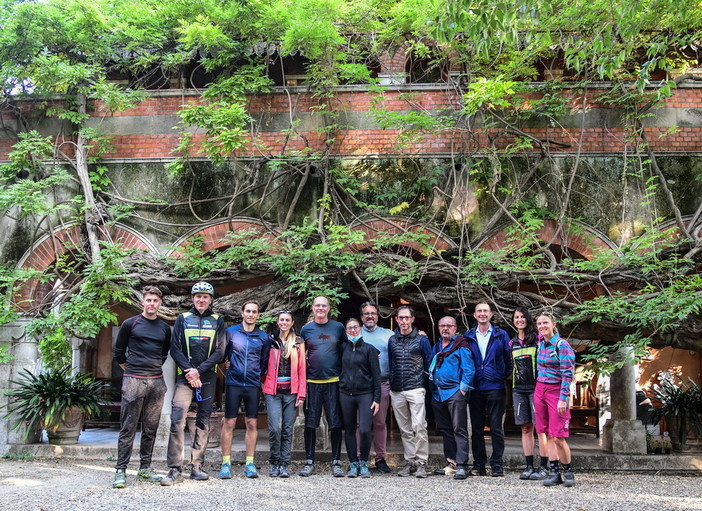 Bordighera: terminato domenica scorsa il primo educational dedicato alla 'Ciclovia Bicknell' (Foto) Bordighera: terminato domenica scorsa il primo educational dedicato alla 'Ciclovia Bicknell' (Foto)