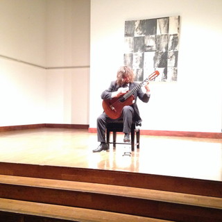 Applauditissimo concerto del chitarrista imperiese Christian Lavernier alla 'Bolivar Hall' di Londra