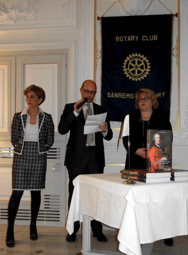 il Club Rotary Sanremo Hanbury dona la biografia 'Il Fratello del Doge' alle biblioteche del territorio