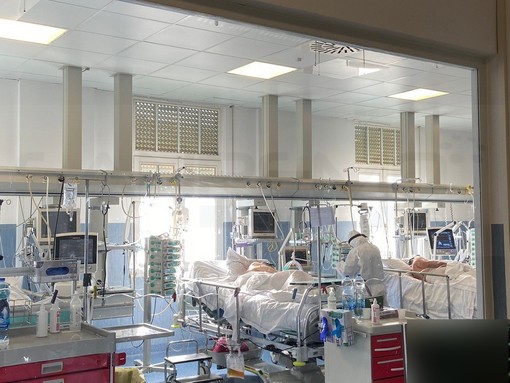 Coronavirus: altri 34 casi nel Principato di Monaco dove oggi c'è anche un morto ma prosegue la campagna vaccinale Coronavirus: altri 34 casi nel Principato di Monaco dove oggi c'è anche un morto ma prosegue la campagna vaccinale