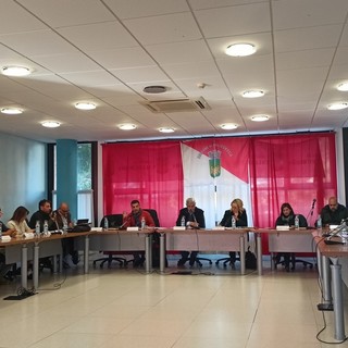 Consiglio comunale a Vallecrosia, approvata la variazione al bilancio di previsione 2023-2025 Consiglio comunale a Vallecrosia, approvata la variazione al bilancio di previsione 2023-2025