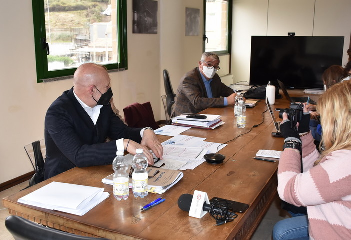 La crisi energetica raddoppia i costi di Rivieracqua: Mangiante "Le bollette aumenteranno tra due anni ma la situazione è difficile" (Video)