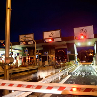 Sanremo: tutti i caselli della A10 chiusi tranne il Telepass, la protesta degli automobilisti
