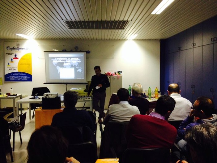 Imperia: rinnovato il direttivo degli odontotecnici della Confartigianato, il presidente è Gianni Verrando Imperia: rinnovato il direttivo degli odontotecnici della Confartigianato, il presidente è Gianni Verrando