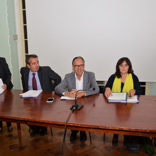 Sanremo: oggi Conferenza dei Sindaci sulla sanità, Viale "A Spezia spesi 175 mln, ora noi dobbiamo 'inventarci' le risorse!" Sanremo: oggi Conferenza dei Sindaci sulla sanità, Viale "A Spezia spesi 175 mln, ora noi dobbiamo 'inventarci' le risorse!"