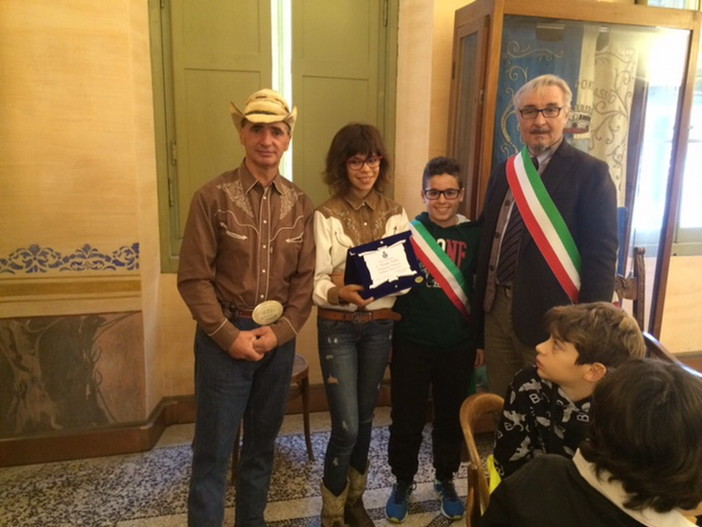 Pontedassio ieri l'elezione del Sindaco del Consiglio Comunale dei Ragazzi, Tommaso Anselmi