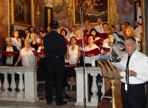 Sanremo: grande successo ieri sera alla Chiesa degli Angeli per il concerto del coro 'Musica Nova' Sanremo: grande successo ieri sera alla Chiesa degli Angeli per il concerto del coro 'Musica Nova'