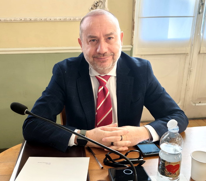 Cascino in Consiglio provinciale: ringrazia il presidente ma denuncia la mancata delega e annuncia un “governo ombra”