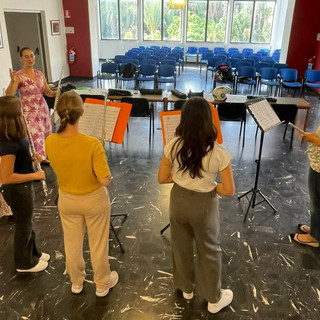 Bordighera, al teatro Golzi va in scena il concerto finale di Note d’aMare (Foto) Bordighera, al teatro Golzi va in scena il concerto finale di Note d’aMare (Foto)