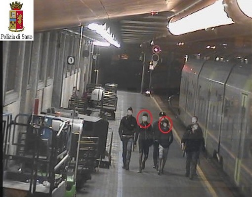 Atti vandalici sul treno di Pasqua Ventimiglia-Torino: una nuova testimone può aiutare le indagini Atti vandalici sul treno di Pasqua Ventimiglia-Torino: una nuova testimone può aiutare le indagini