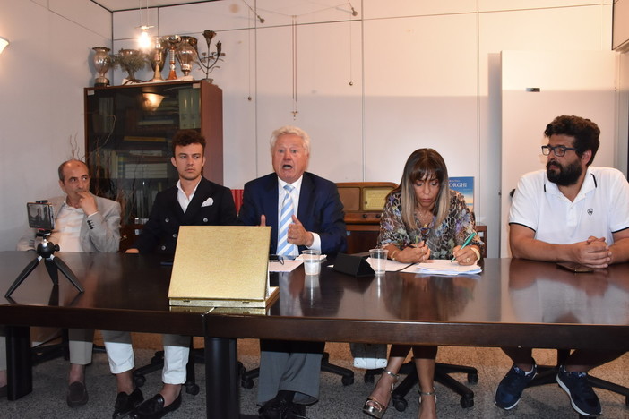 Ventimiglia: Scullino a ruota libera dopo la caduta, durissimo attacco a Di Muro "Sono pronto a ricandidarmi" (Video)