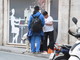 Sanremo: prosegue l'offensiva della Polizia Municipale contro clochard e questuanti, ieri di fronte al Casinò (Foto)