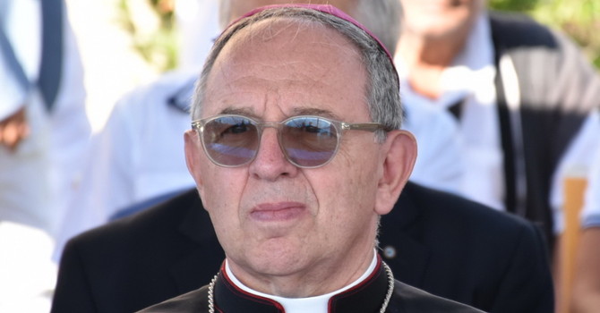 Ventimiglia-Sanremo, il vescovo Suetta ammonisce due sacerdoti della diocesi dopo la partecipazione alle consacrazioni della Fraternità San Pio X Ventimiglia-Sanremo, il vescovo Suetta ammonisce due sacerdoti della diocesi dopo la partecipazione alle consacrazioni della Fraternità San Pio X