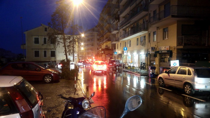 Sanremo:inversione di marcia di via Galilei, una nostra lettrice è preoccupata ma... in attesa