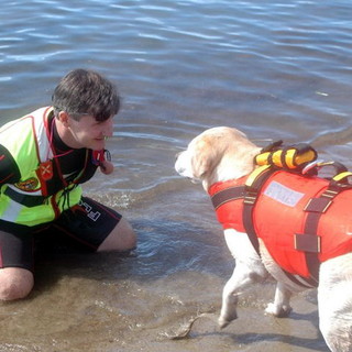 Sanremo: prosegue il grande successo di 'Immaginaria Estate' anche con i cani da salvataggio Sanremo: prosegue il grande successo di 'Immaginaria Estate' anche con i cani da salvataggio