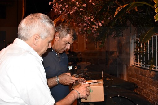 Sanremo: anche ieri serie di controlli alla differenziata, due locali e 10 privati multati dalla Municipale Sanremo: anche ieri serie di controlli alla differenziata, due locali e 10 privati multati dalla Municipale