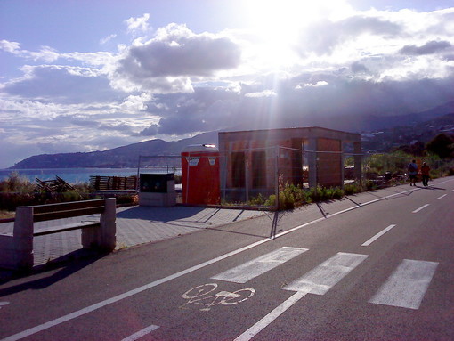 Sanremo: domani l'apertura (temporanea) del punto di ristoro sulla ciclabile nella zona della Vesca Sanremo: domani l'apertura (temporanea) del punto di ristoro sulla ciclabile nella zona della Vesca