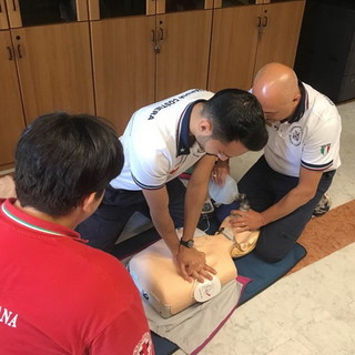 Guardia Costiera Cardio Protetta: ora la balneazione è più sicura dopo i corsi di Blsd